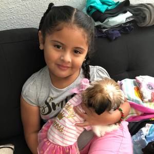 Meet your Posher, Carlos